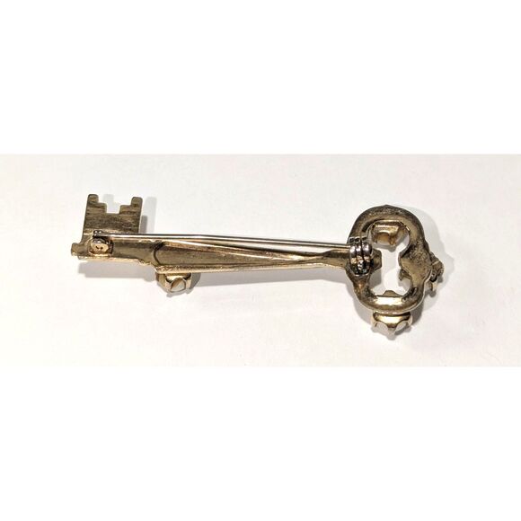 Gold Key and Pearl Brooch - Picture 4 of 7